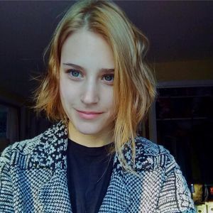 Meet your Posher, Hanna